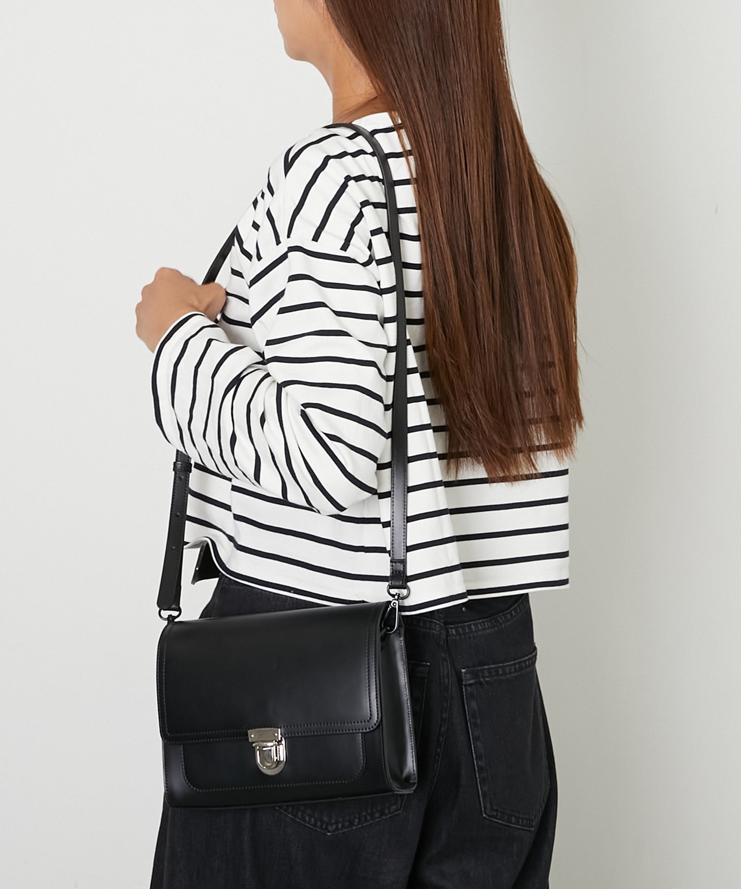 vetro(ヴェトロ) 牛革チェーンショルダー 横型 (imu-032)